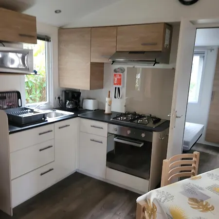 Mobil 6 Personnes 캠프장 *