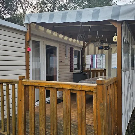 캠프장 Mobil 6 Personnes